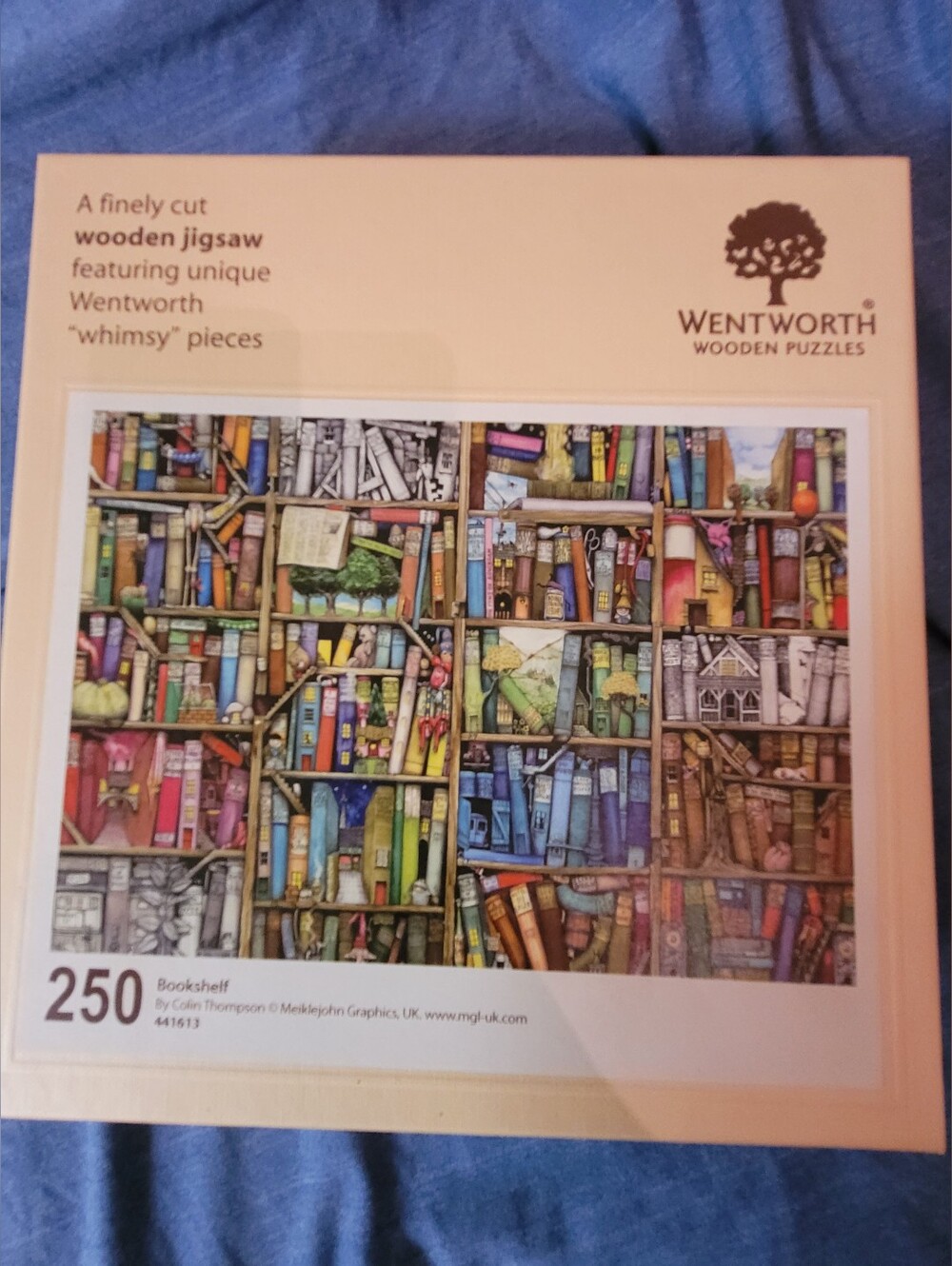 WENTWORTH WOODEN PUZZLE 250-Piece Bookshelf Jigsaw Puzzle - Multicolor